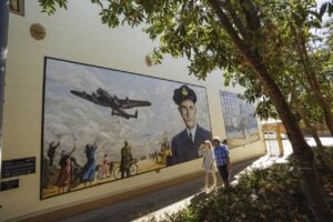 World war one mural in maryborough